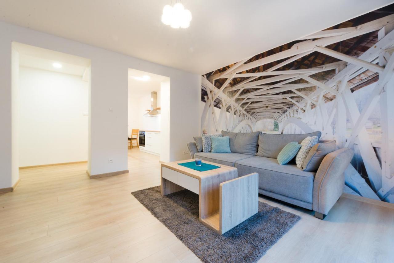 Apartman Razusa Centrum บันสกาบิสตรีตซา ภายนอก รูปภาพ